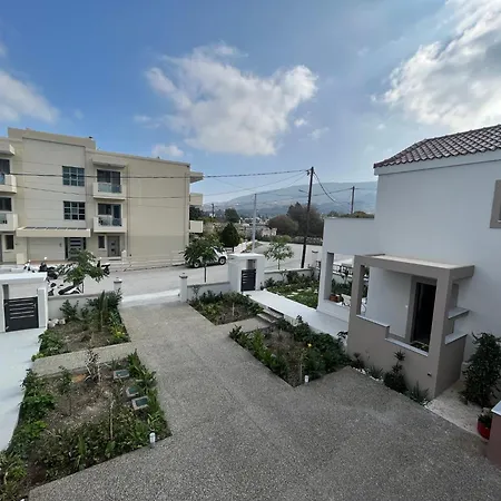 Easy Living 1 & 2 Tatil Evi *