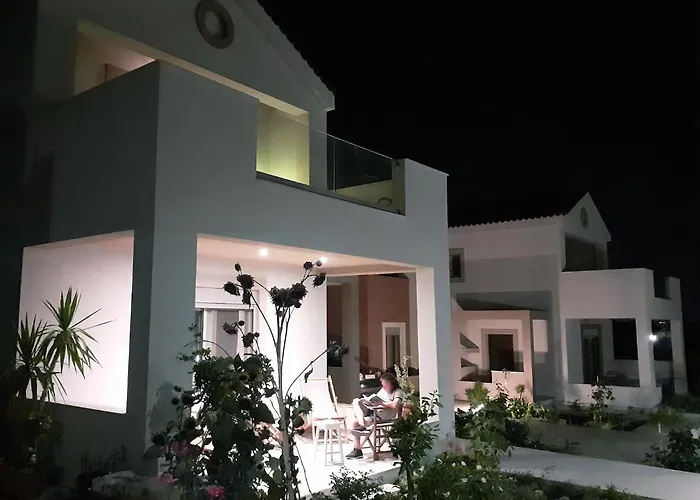 Easy Living 1 & 2 * 코스 타운