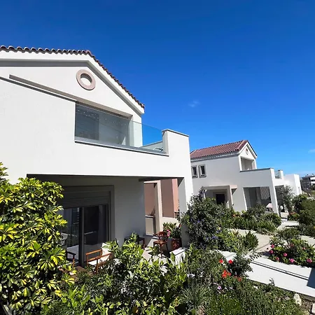Nyaraló Easy Living 1 & 2 *